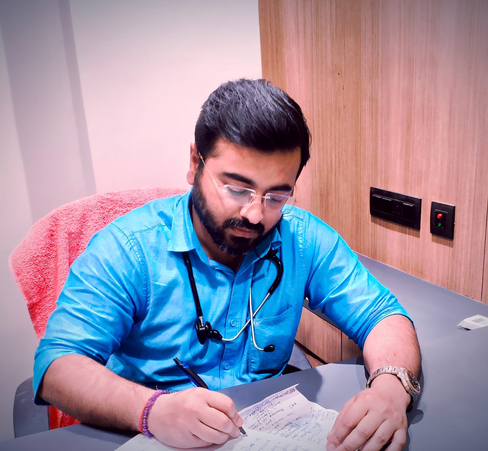 Dr Archisman Bhattacharjee Dr Archisman Bhattacharjee
